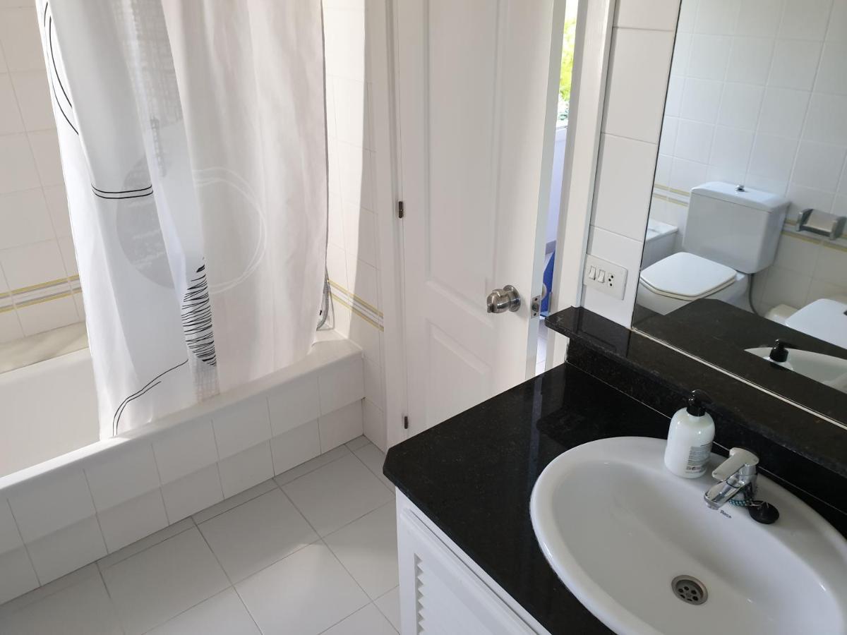 Villa Piscis Cala Blanca  Bagian luar foto